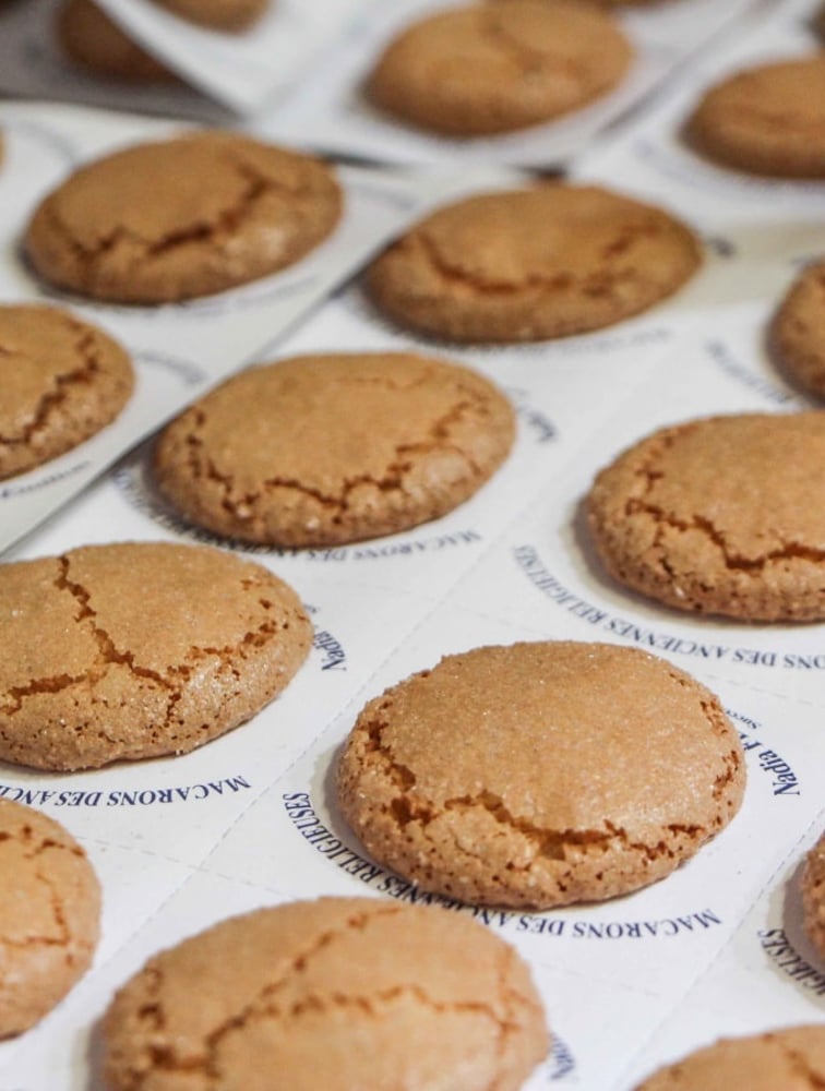 Original macarons on paper